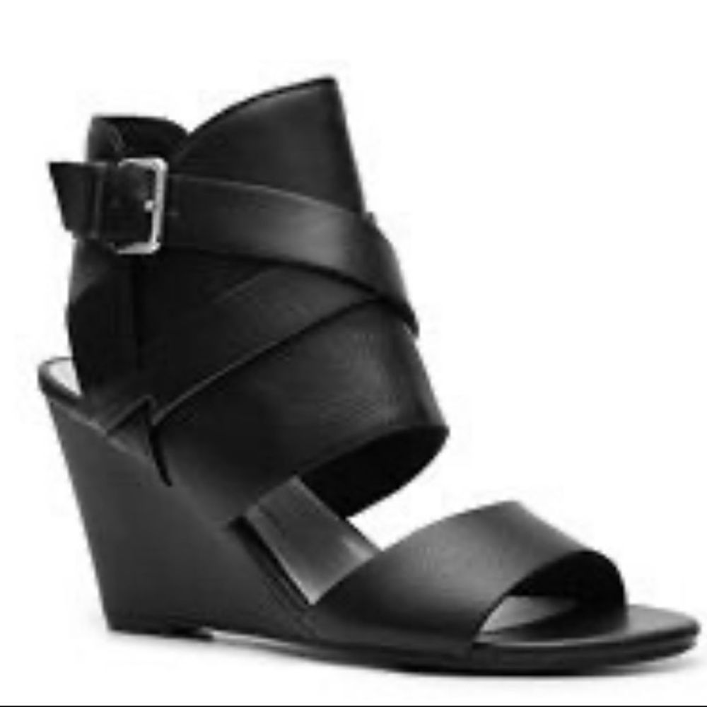 Crown Vintage Wedge Sandals